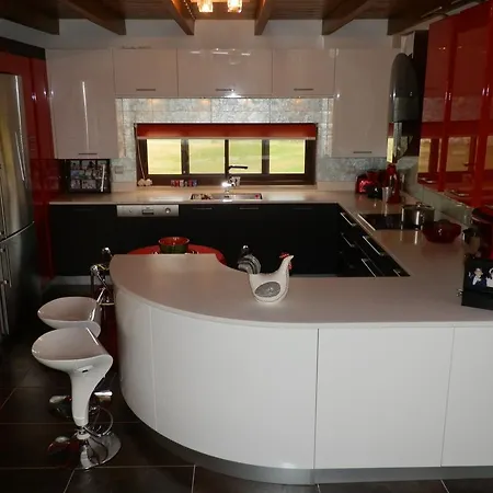 بيت للعطل Dimitra *