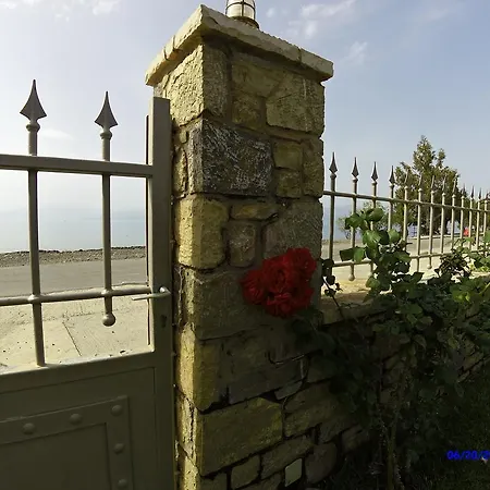 Dimitra بيت للعطل