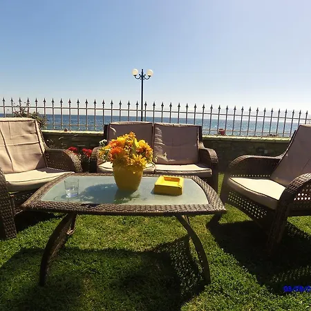 بيت للعطل Dimitra إيراتيني